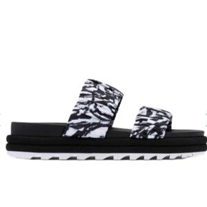 Sorel Roaming Two Strap Slide Sandals Size 12
